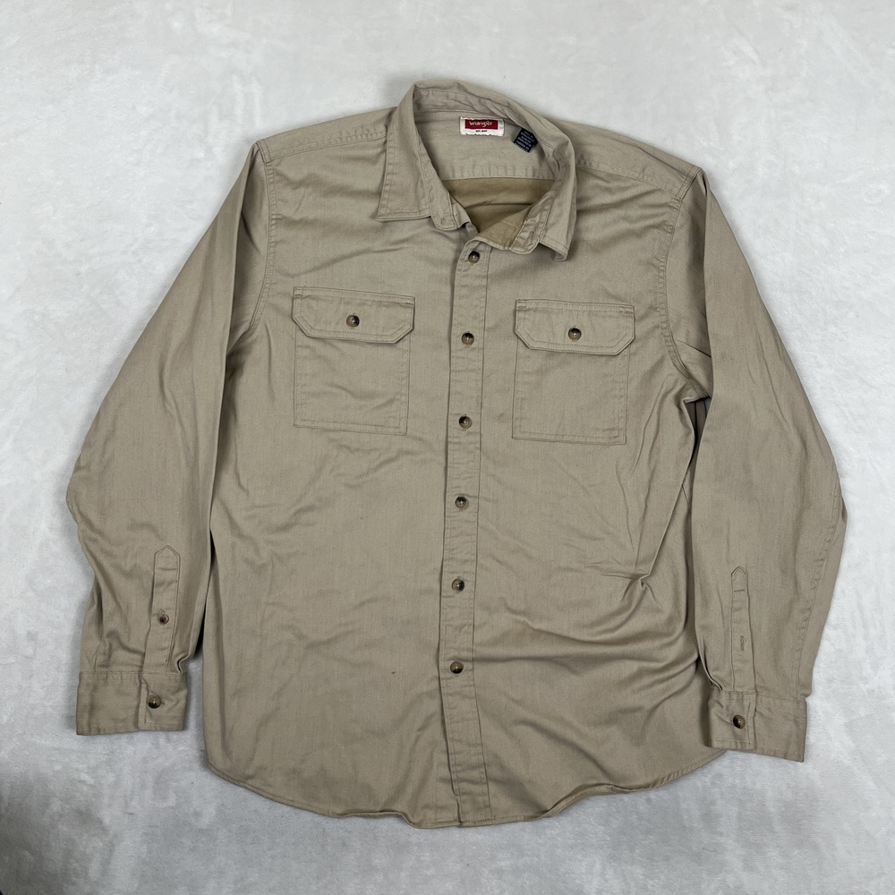 Wrangler Shirt Mens Large Beige Solid Twill Long Sleeve Button Front Workwear